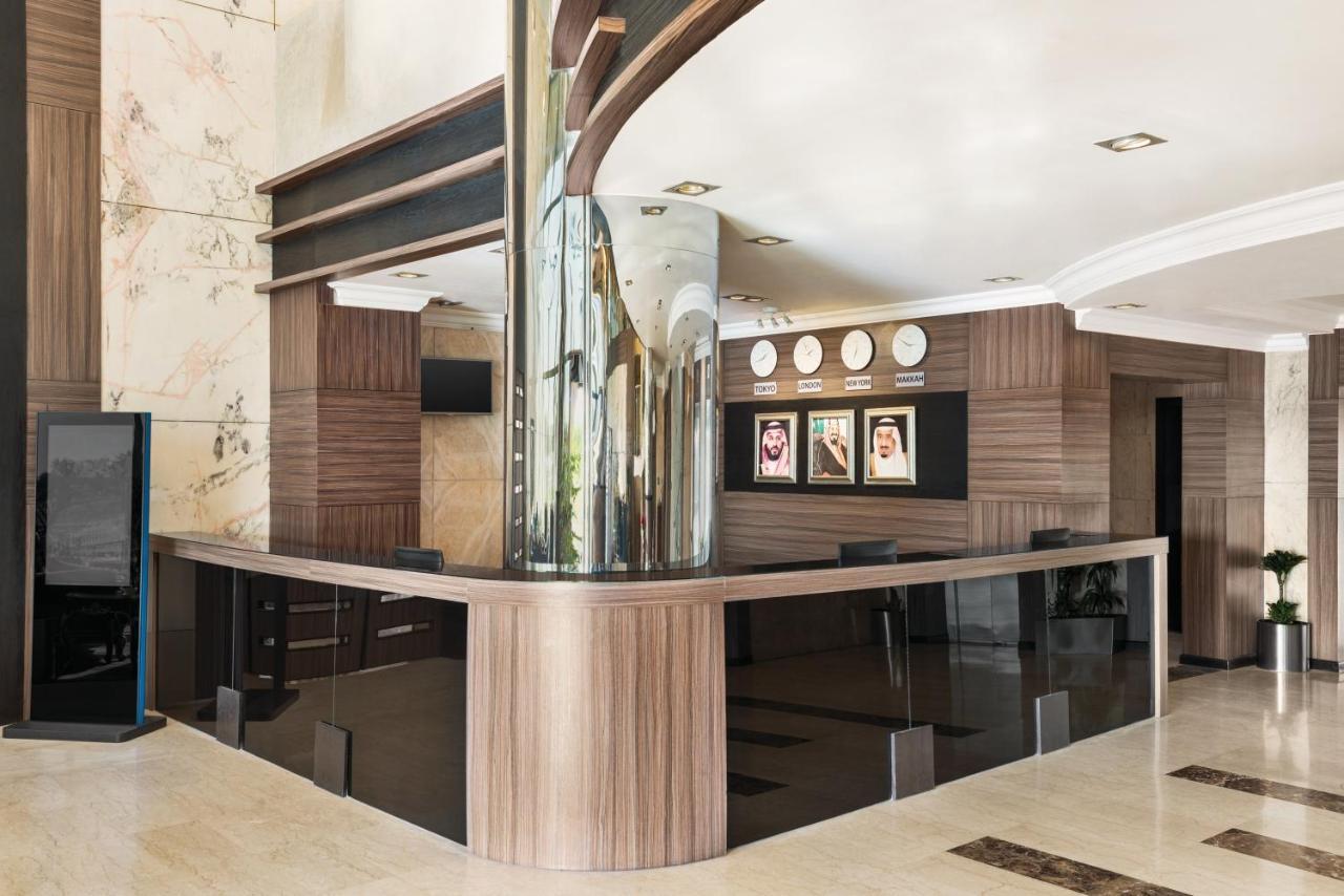 Howard Johnson Dammam Hotel Exterior foto
